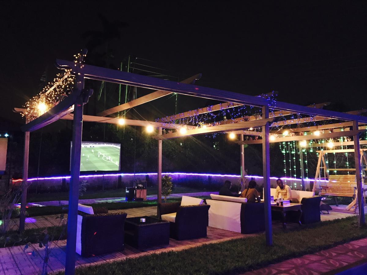 Sweet Garden Hotel Κούμασι Εξωτερικό φωτογραφία